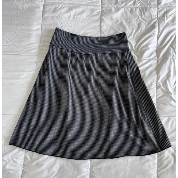 Tranquility Womens Skirt Pull-On Gray with Black Stripes Stretch Size Small - Picture 5 of 7